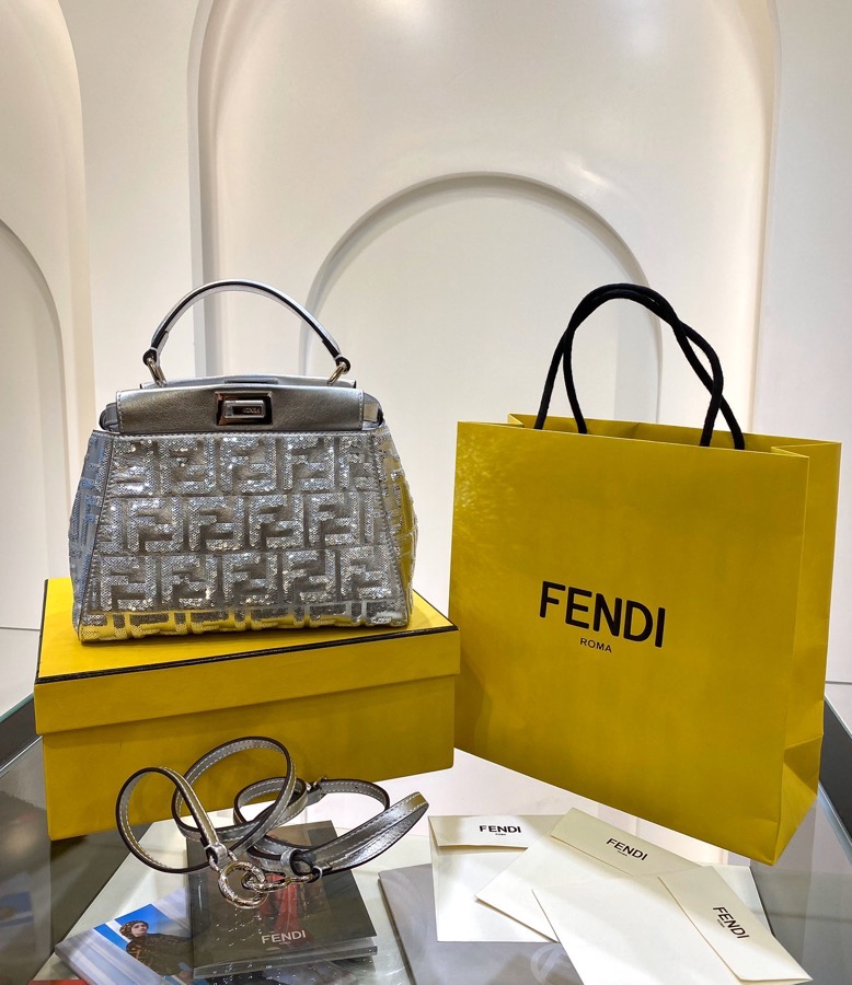 Fendi 2020 여성용 펜디 피카부 미니 2가지 종류