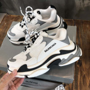 11위 Balenciaga 발렌시아가 신상 트리플S 스니커즈