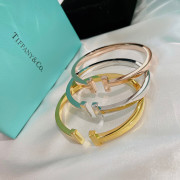 13위 Tiffany & Co 티파니 T 스퀘어 브레이슬릿 팔찌