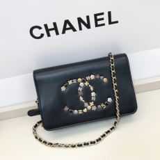 Chanel 샤넬 WOC 19CM AS35822 2020/신상