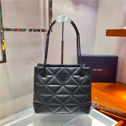 PRADA 프라다 로고 퀼팅 스펙트럼 토트백 1BG298 2020/신상