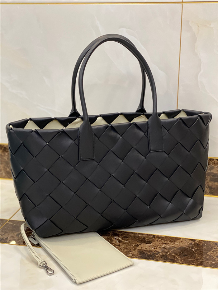 Bottega Veneta 보테가 베네타 토트백 B69310 신상