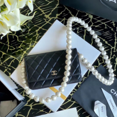 Chanel 샤넬 WOC 진주백 19CM AS0250 2021/신상