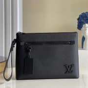 50위 Louis Vuitton 루이비통 에어로그램 아이패드 파우치 M69837 2021/신상