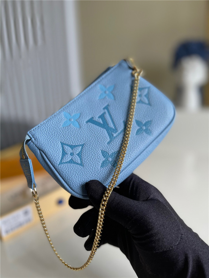 Louis Vuitton  루이비통 앙프렝뜨 가죽 포쉐트 악세수아 M8050