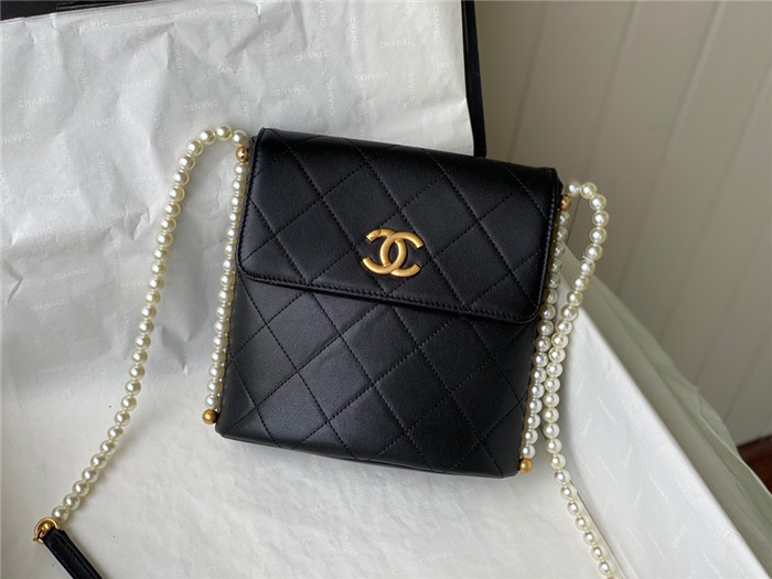 CHANEL 샤넬 카프스킨 퀼팅 스트랩 스몰 호보백 AS2503