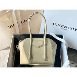 GIVENCHY 지방시 미니 안티고나백 G38710