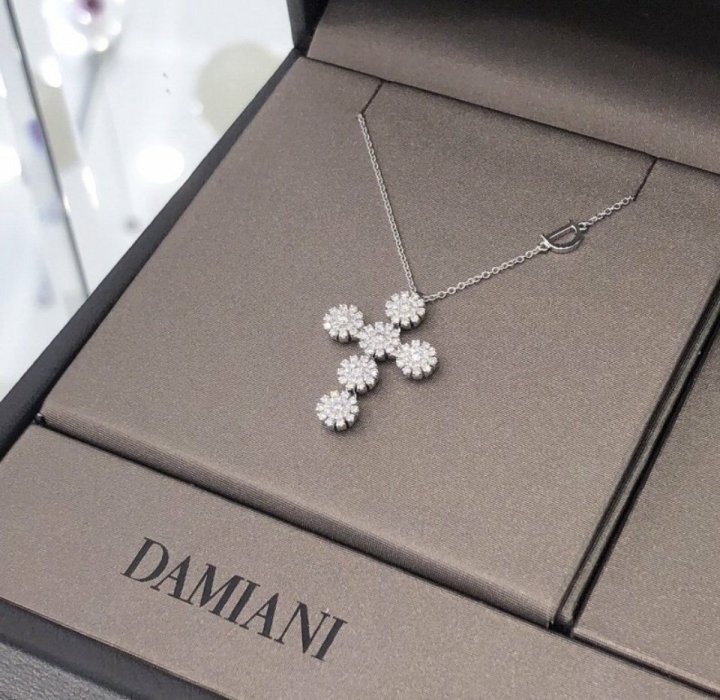 Damiani 다미아니 마르게리따