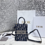 ★(해외제작상품특가)★ Dior 디올 미니 북 토트백 D35010 국내배송건