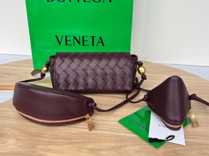 Bottega Veneta 보테가베네타 크로스백  bv16x