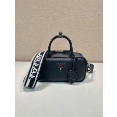 PRADA 프라다 레더 탑 핸들백 1BB102