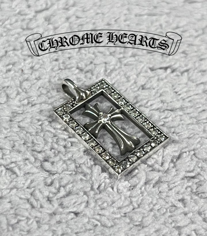 Chrome Hearts 크롬하츠 CH PLUS 다이아 스퀘어 크로스 미니 팬던트 silver.925 [1:1제작] 남녀공용