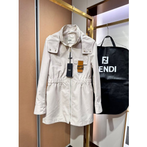 Fendi 펜디 개버딘 가죽패치 루즈트렌치