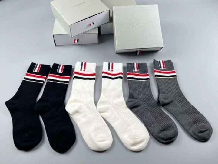 THOM BROWNE 톰브라운 남녀공용 양말