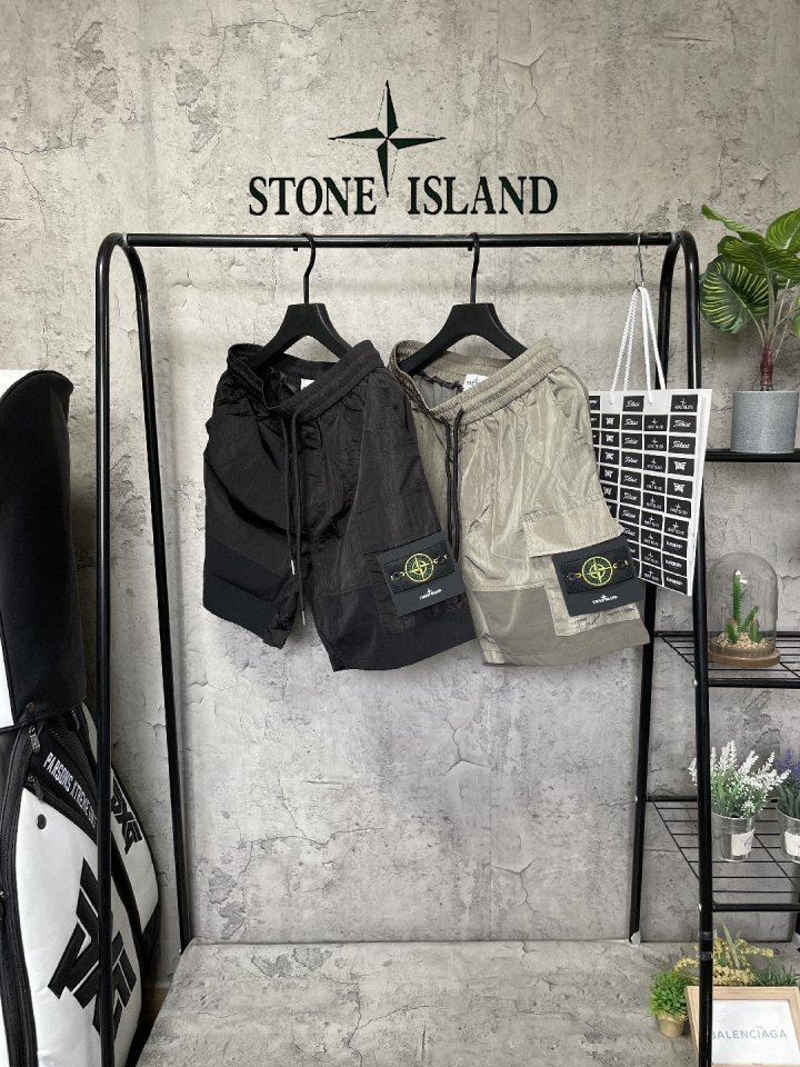 Stone Island 스톤아일랜드 뒤포인트 메탈카고반바지