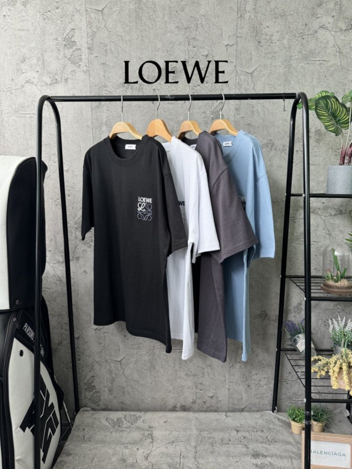 Loewe 로에베 자수로고티