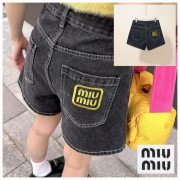 Miumiu 미우미우 자수 로고 하프 팬츠