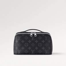 LOUIS VUITTON 루이비통 남성 토일레트리 이클립스