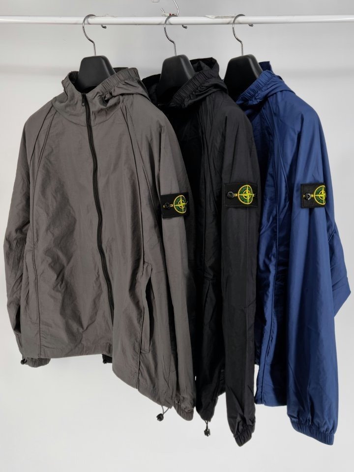 Stone Island 스톤아일랜드 테크 나일론 바람막이