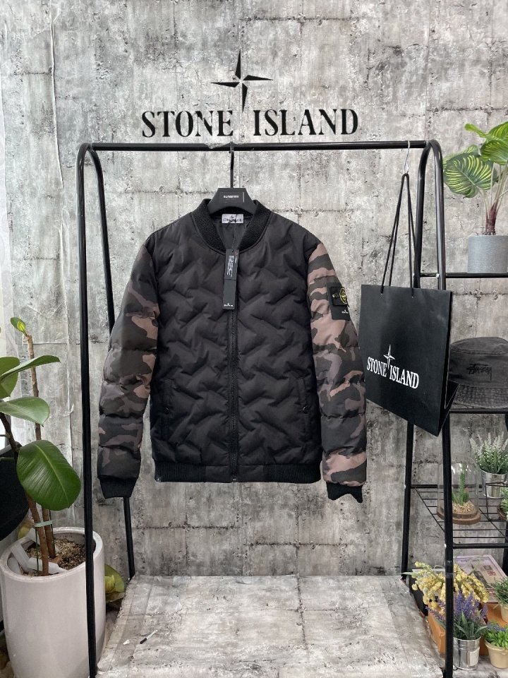 Stone Island 스톤아일랜드 카모 패턴 블루종 경중량 패딩