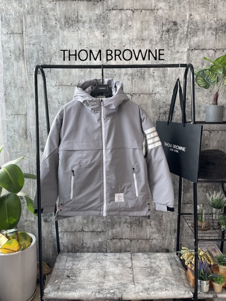 Thom Browne 톰브라운 덕다운 사선완장 패딩