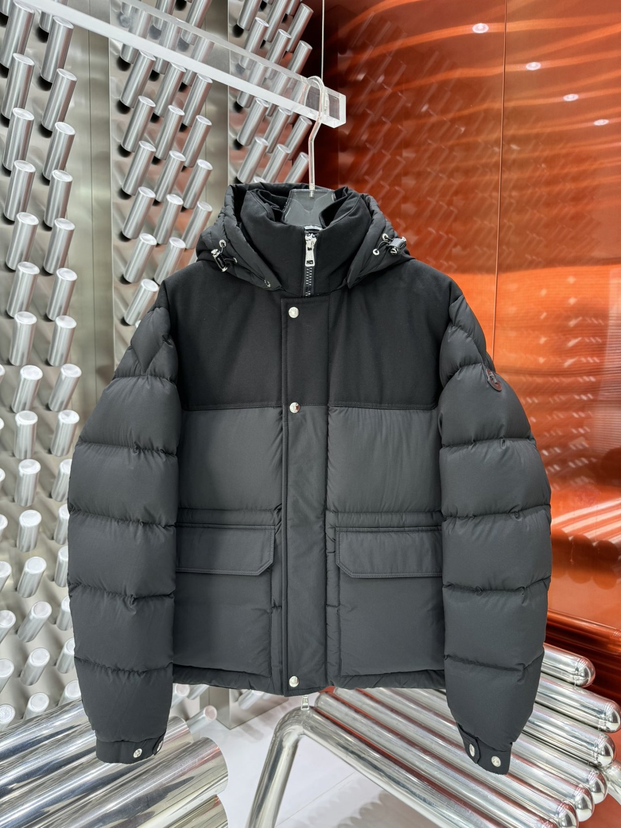 MONCLER 몽클레어 새드로고 덕다운 패딩 88