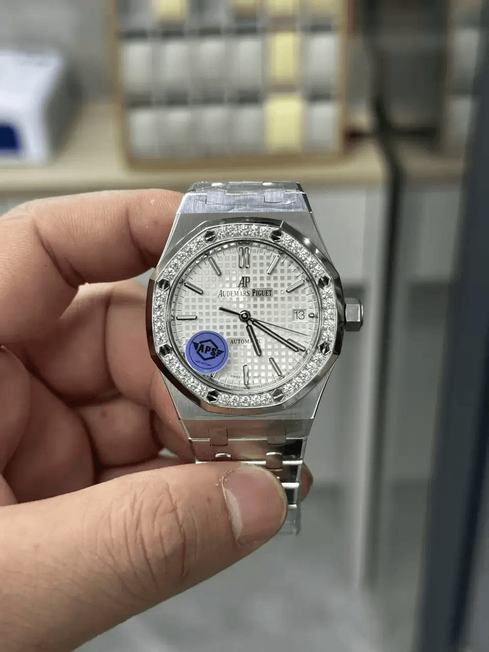 AUDEMARS PIGUET  오데마피게 로얄오크 37MM 화이트 다이얼 다이아베젤 15451