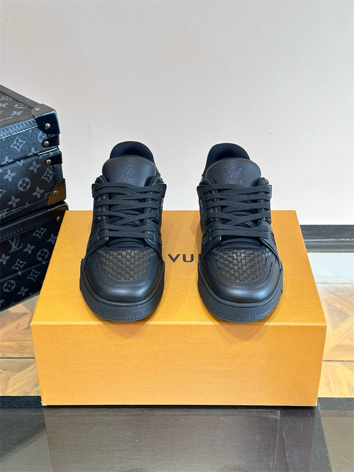 LOUIS VUITTON 루이비통 남성용 스니커즈 L96430-2 2024/신상