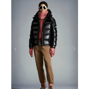 MONCLER 몽클레어 마야 쇼트 다운 재킷