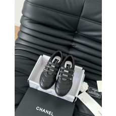 CHANEL 샤넬 여성용 스니커즈 C61613-1 2024/신상 2COLOR