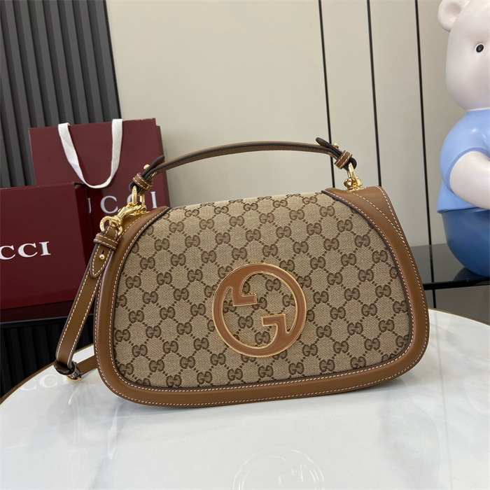 GUCCI 구찌 블론디 미디엄 탑 핸들백 815719 2024/신상