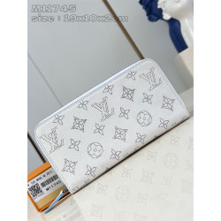 LOUIS VUITTON 루이비통 장지갑 M11745 2024/신상