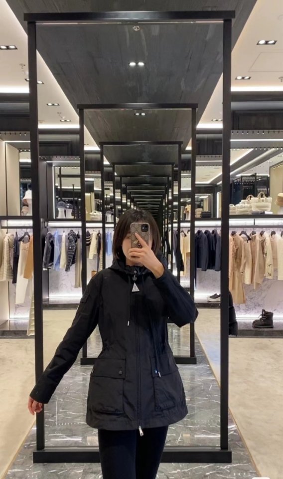 MONCLER 몽클레어 레안드로 후드 자켓