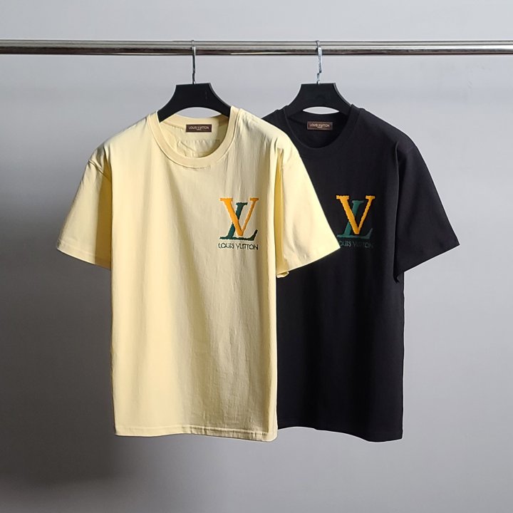 LOUIS VUITTON 루이비통 그래픽로고 코튼 반팔티